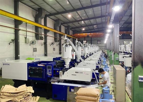 Non Hygroscopic PE Plastic Hopper Dryer 380V / 50HZ  For Granules Resin Drying