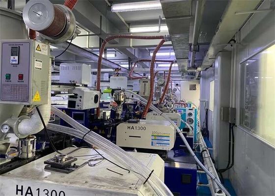 PLA Plastic Material Hopper Loader With Energy Saving And Good Drying Effect