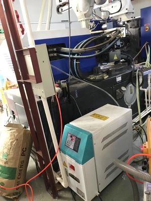 OMT 380V Oil Heater Mould Temperature Controller Machine For Plastic Injection