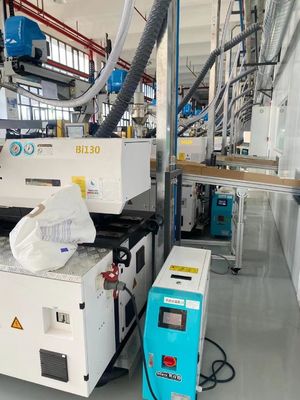 OMT 380V Oil Heater Mould Temperature Controller Machine For Plastic Injection