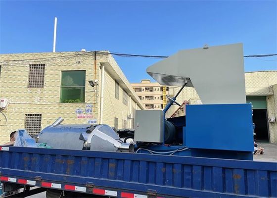 Gray Central Granulating Granulator Plastic Recycling Shredder Machine High Speed