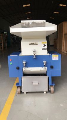 7.5KW Plastic Defects High Speed Granulator Pulverizer Machine OG-10FS Gray Color