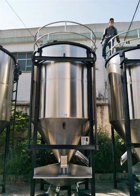 Big Volume Plastic Resin Mixer Blender Machine Vertical Type For Mixing Plastic Material