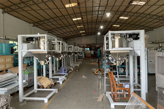 Semi Auto Pellet Packing Machine Weighing Packing Stacking For Plastic TPU PVC