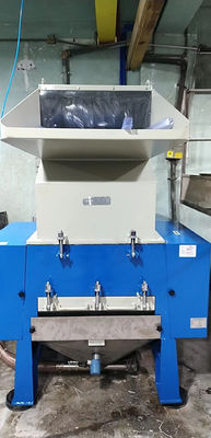 SKD Plastic Recycling Granulator Machine , 3.75kw Industrial Plastic Shredder