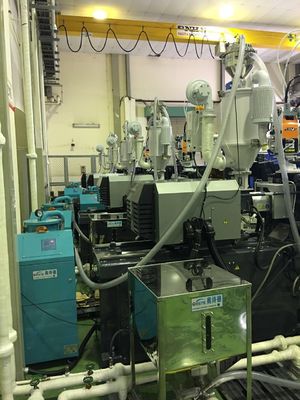 Separate Automatic Industrial Vacuum Loader Hopper For Plastic Material Feeding